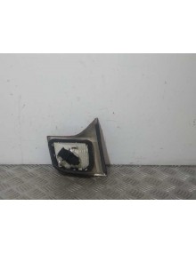 Recambio de piloto trasero derecho interior para audi a4 berlina (8e) 2.0 tdi 16v (103kw) referencia OEM IAM 965160 ESQUINA ROTA 2