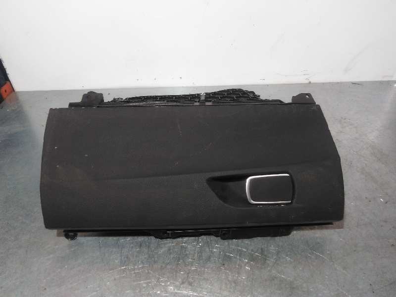Recambio de guantera para bmw serie 1 lim. 5-trg. (f20) 116d referencia OEM IAM 51169226047  