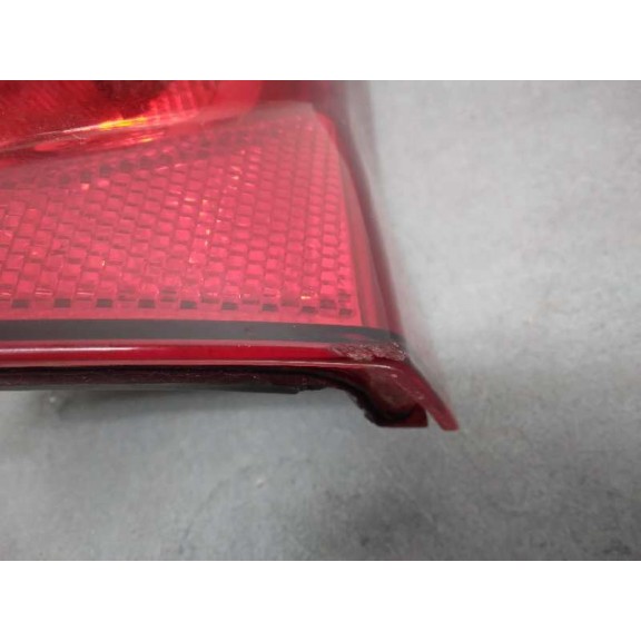 Recambio de piloto trasero derecho para citroën nemo 1.3 hdi fap referencia OEM IAM 13202F ROZADO 