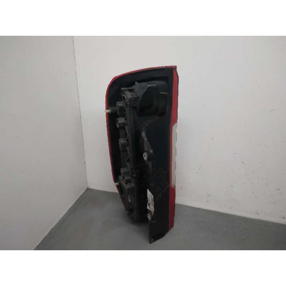 Recambio de piloto trasero derecho para citroën nemo 1.3 hdi fap referencia OEM IAM 13202F ROZADO 