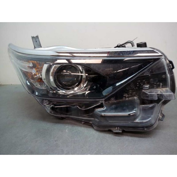 Recambio de faro derecho para toyota auris touring sports (e18) hybrid business referencia OEM IAM 8113002K30 SOPORTES ROTOS 900
