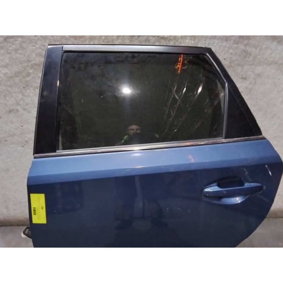 Recambio de puerta trasera izquierda para toyota auris touring sports (e18) hybrid business referencia OEM IAM  AZUL 