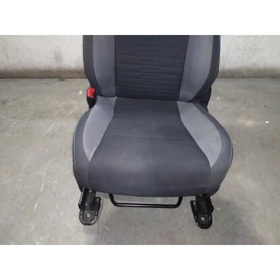 Recambio de asiento delantero izquierdo para toyota auris touring sports (e18) hybrid business referencia OEM IAM   