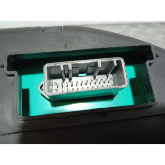 Recambio de cuadro instrumentos para renault megane ii berlina 5p luxe privilege referencia OEM IAM 8200408799  