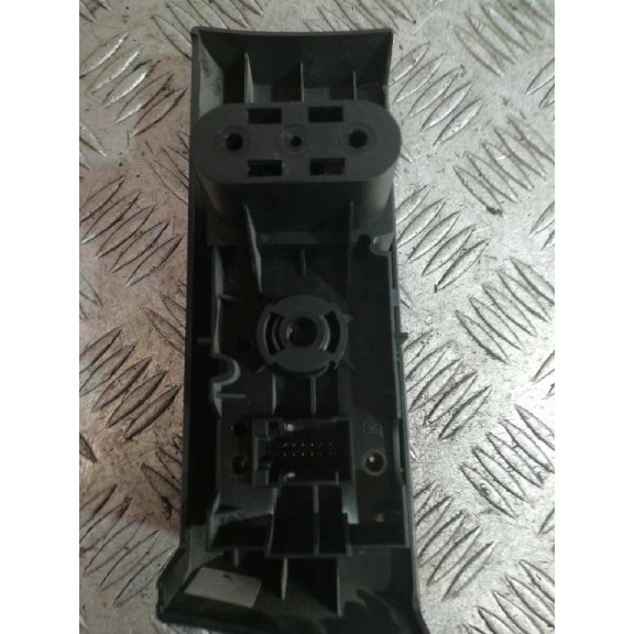 Recambio de mando luces para opel astra h berlina 1.6 16v referencia OEM IAM 13100136  