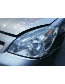 Recambio de faro izquierdo para toyota corolla verso (r1) 2.2 d-4d luna referencia OEM IAM   