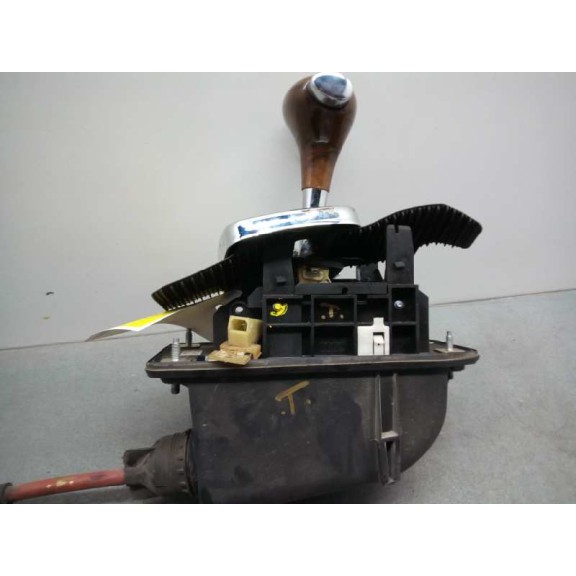 Recambio de palanca cambio para volkswagen passat berlina (3b2) comfortline referencia OEM IAM 4B0713041F AUTOMATICO 