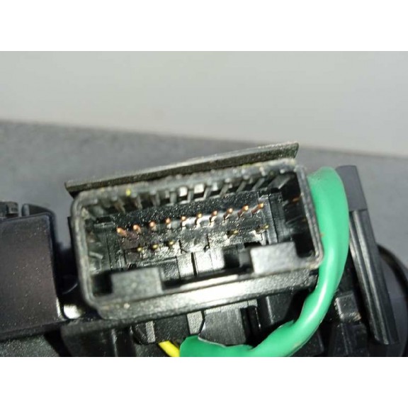 Recambio de mando luces para lexus ct 200h referencia OEM IAM 4211117F534 VOLANTE 