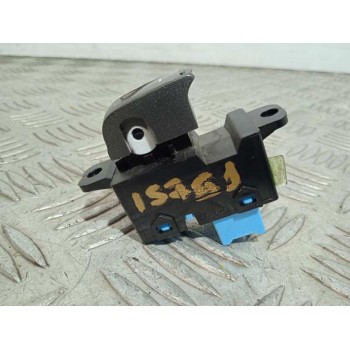 Recambio de mando elevalunas trasero derecho para ssangyong tivoli referencia OEM IAM 8585035100  