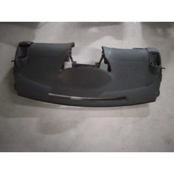 Recambio de salpicadero para toyota yaris active referencia OEM IAM TKPAB0033 CON AIRBAG 