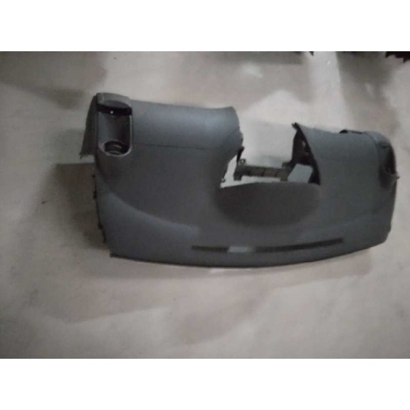 Recambio de salpicadero para toyota yaris active referencia OEM IAM TKPAB0033 CON AIRBAG 