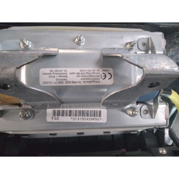 Recambio de salpicadero para toyota yaris active referencia OEM IAM TKPAB0033 CON AIRBAG 