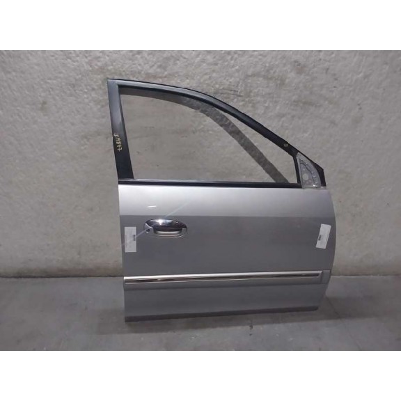 Recambio de puerta delantera derecha para kia carens 2.0 crdi ex monovolumen referencia OEM IAM 760041D010  760041D010