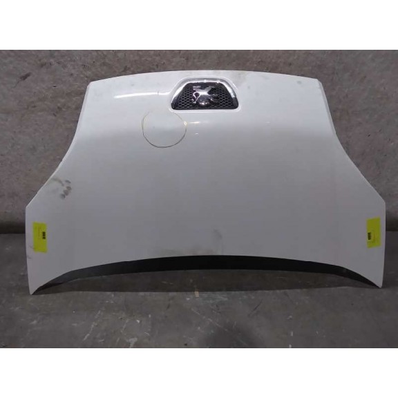 Recambio de capot para peugeot bipper básico referencia OEM IAM  TIENE UN GOLPE BLANCO