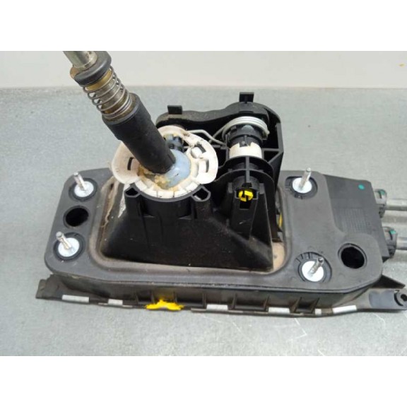 Recambio de palanca cambio para seat leon (5f1) style visio edition referencia OEM IAM 5Q0711049BJ  6 VELOCIDADES