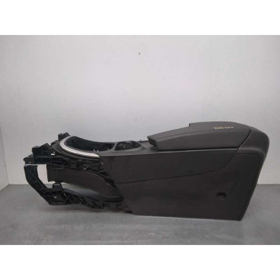 Recambio de apoyabrazos central para opel insignia berlina cosmo referencia OEM IAM  SOPORTE ROTO 