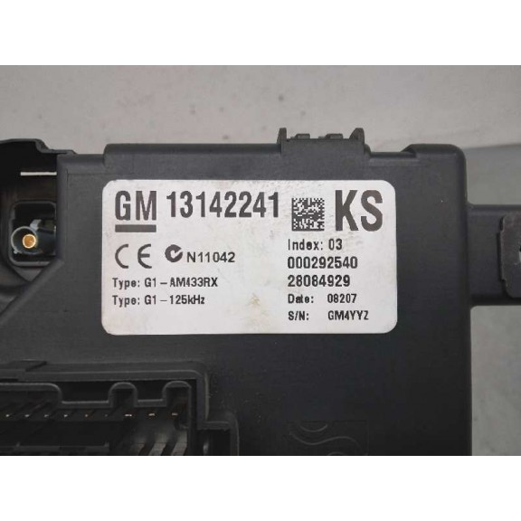 Recambio de caja reles / fusibles para opel corsa d cmon referencia OEM IAM 13142241 28084929 