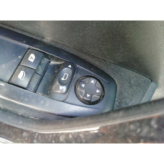 Recambio de retrovisor derecho para peugeot 208 allure referencia OEM IAM  NO ABATIBLE 6+3 PINS