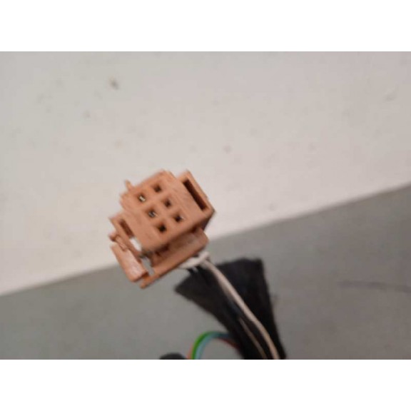 Recambio de retrovisor derecho para peugeot 208 allure referencia OEM IAM  NO ABATIBLE 6+3 PINS