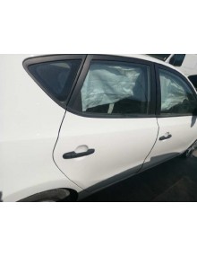 Recambio de puerta trasera derecha para hyundai i30 classic referencia OEM IAM  BLANCA 