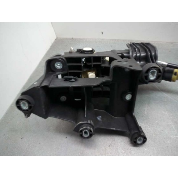 Recambio de palanca cambio para ford focus lim. (cb8) titanium referencia OEM IAM BV6R7C453CKC  6 VELOCIDADES