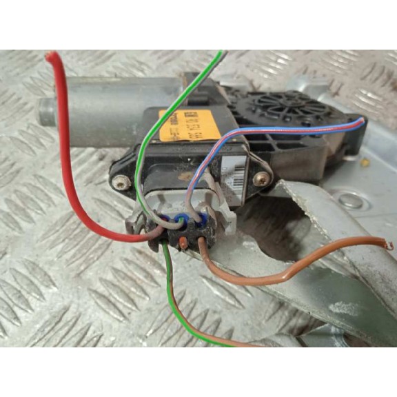 Recambio de elevalunas delantero derecho para opel tigra 1.4 16v referencia OEM IAM 90520200 90534566 5 CABLES