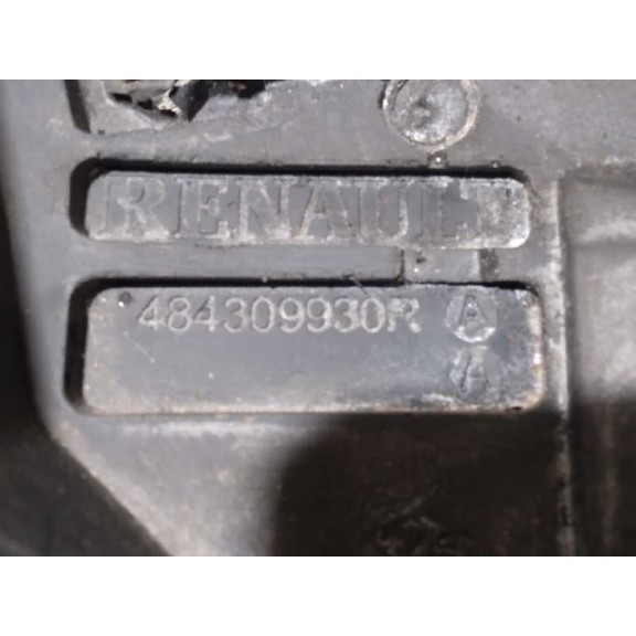 Recambio de volante para dacia duster ambiance 4x2 referencia OEM IAM 34079648A SIN AIRBAG 484309930R