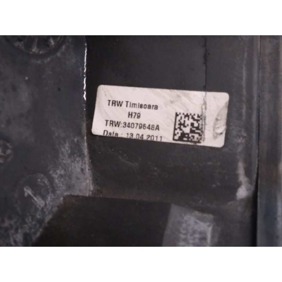 Recambio de volante para dacia duster ambiance 4x2 referencia OEM IAM 34079648A SIN AIRBAG 484309930R