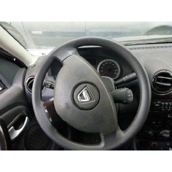 Recambio de volante para dacia duster ambiance 4x2 referencia OEM IAM 34079648A SIN AIRBAG 484309930R