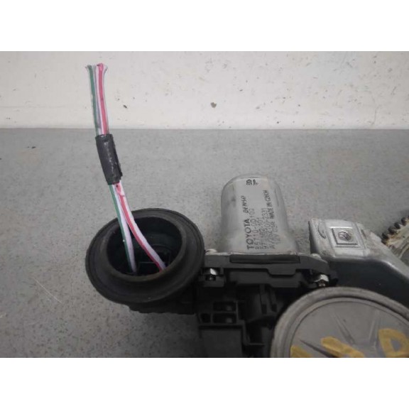 Recambio de elevalunas delantero derecho para toyota yaris active referencia OEM IAM 857100D100 973582101 5P 2 CABLES
