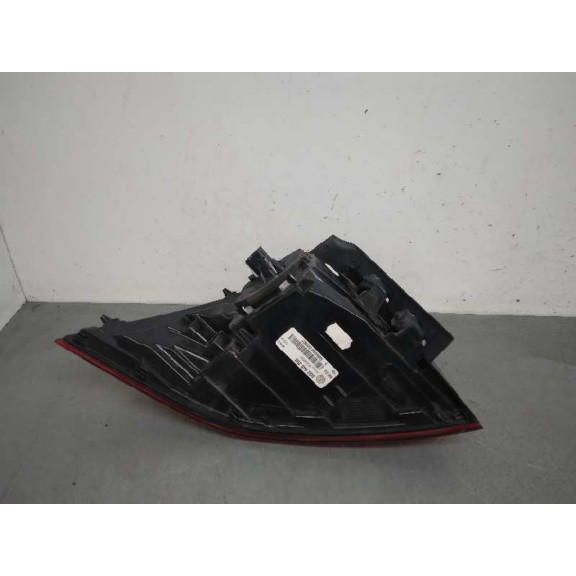 Recambio de piloto trasero derecho para volkswagen golf vii lim. advance bluemotion tech. referencia OEM IAM 5G0945208 GOLPEADO 