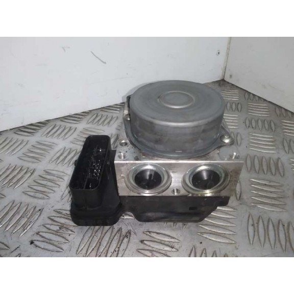 Recambio de abs para toyota corolla (e18) referencia OEM IAM 4451012600  
