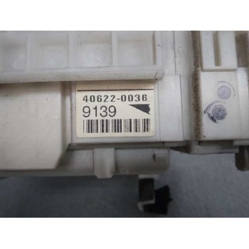 Recambio de caja reles / fusibles para toyota prius (nhw20) basis referencia OEM IAM 4H1716149  