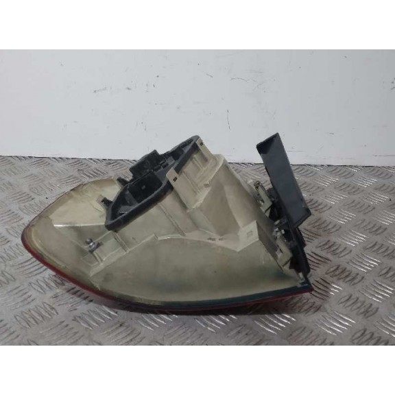 Recambio de piloto trasero derecho para volkswagen touareg (7la) v6 referencia OEM IAM 7L6945096K  