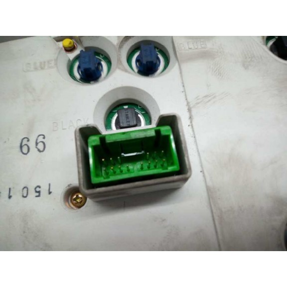 Recambio de cuadro instrumentos para volvo s80 berlina 2.4 (125kw) referencia OEM IAM 9483484  