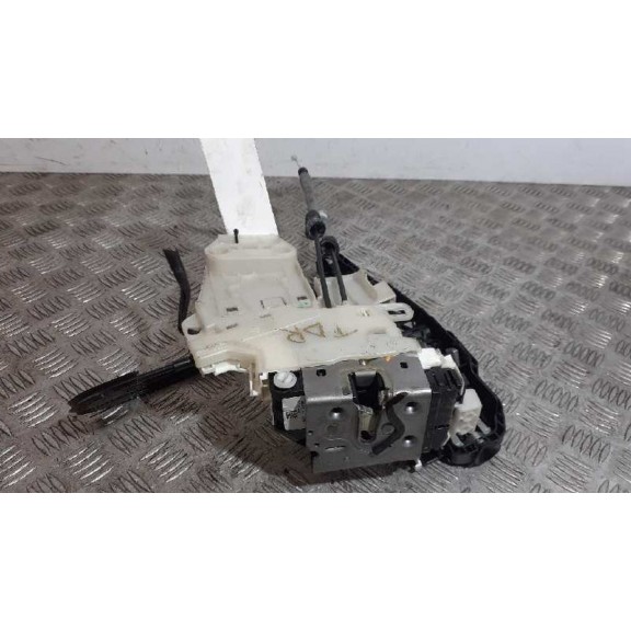 Recambio de cerradura puerta trasera derecha para jeep renegade sport 4x2 referencia OEM IAM 40146025011  