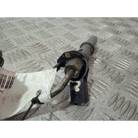 Recambio de inyector para volkswagen crafter caja cerrada 2.5 tdi dpf referencia OEM IAM 076130277 0986435352 