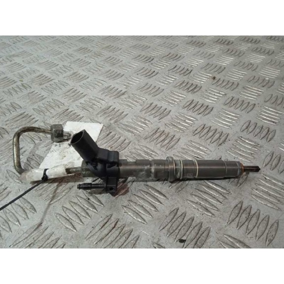 Recambio de inyector para volkswagen crafter caja cerrada 2.5 tdi dpf referencia OEM IAM 076130277 0986435352 