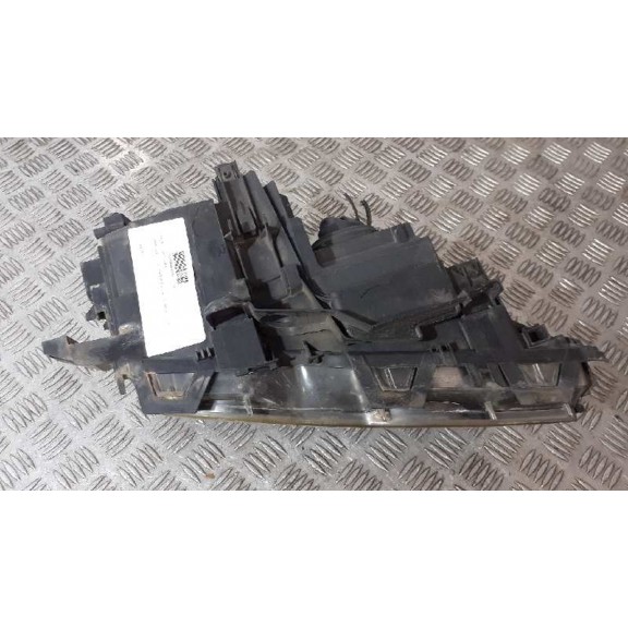 Recambio de faro izquierdo para bmw serie 3 berlina (e46) 320d referencia OEM IAM  1º 