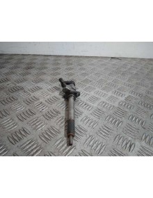 Recambio de inyector para volvo v50 familiar 2.0 diesel cat referencia OEM IAM 5WS40156Z SIEMENS X1