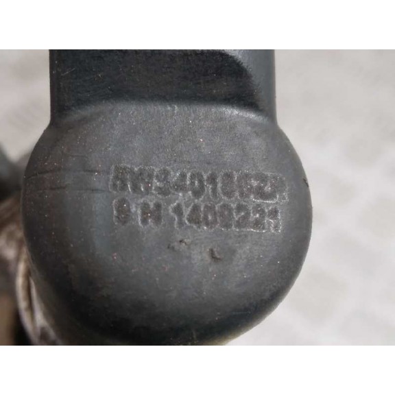 Recambio de inyector para volvo v50 familiar 2.0 diesel cat referencia OEM IAM 5WS40156Z SIEMENS X1