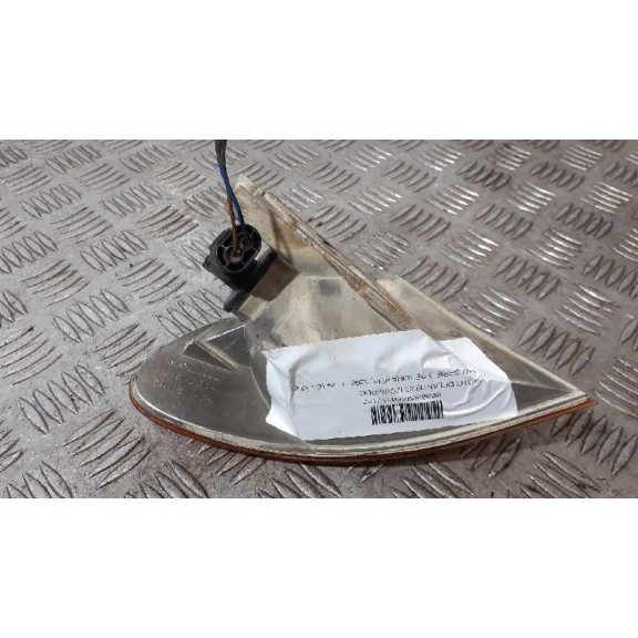 Recambio de piloto delantero izquierdo para bmw serie 3 berlina (e46) 320d referencia OEM IAM 1315106140  