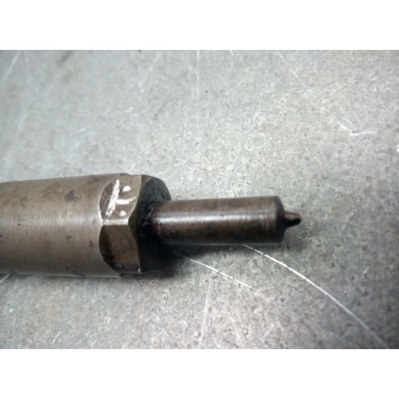 Recambio de inyector para opel corsa c corsavan referencia OEM IAM 0445110083  