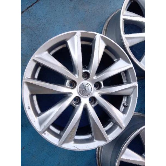 Recambio de juego llantas para infiniti q50 2.2 diesel cat referencia OEM IAM 7JX17IS45 X4 17