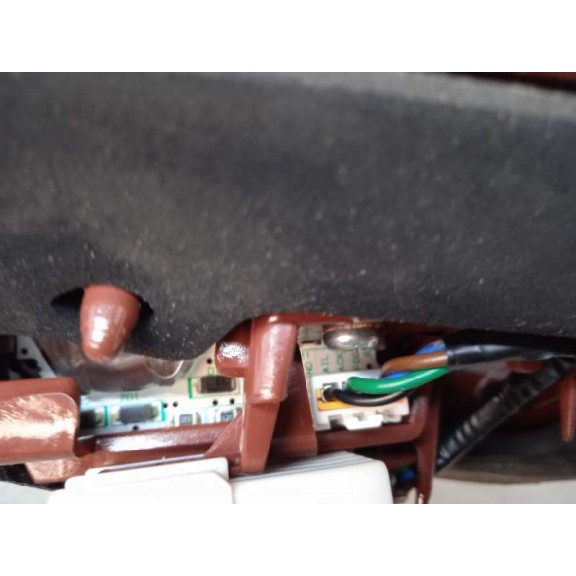 Recambio de piloto trasero derecho interior para infiniti q50 2.2 diesel cat referencia OEM IAM   