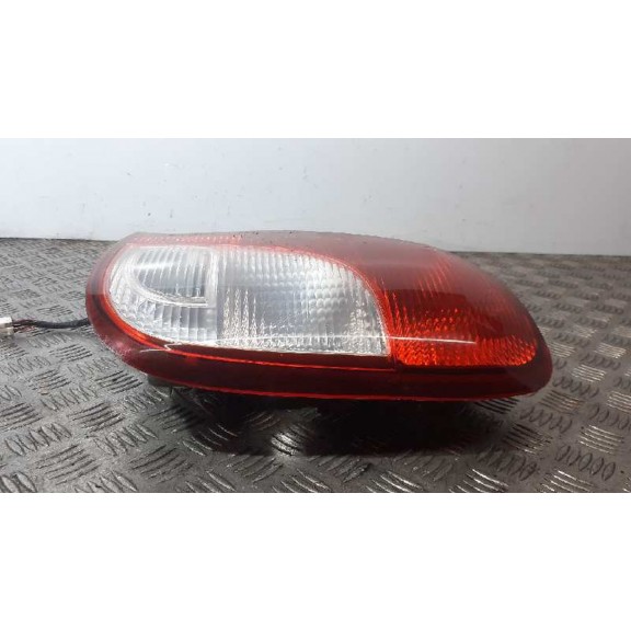 Recambio de piloto trasero izquierdo para kia carens 1.8 cat referencia OEM IAM   