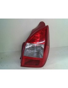 Recambio de piloto trasero derecho para citroën c2 referencia OEM IAM  NUEVO ROJO/BLANCO