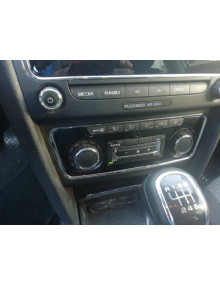 Recambio de mando climatizador para skoda superb combi (3t5) active referencia OEM IAM   