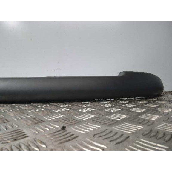 Recambio de molduras delanteras para peugeot 206 berlina referencia OEM IAM  NUEVO 