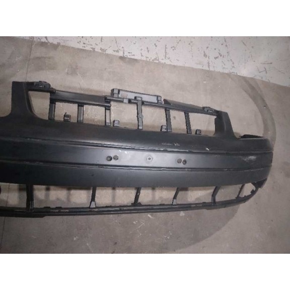 Recambio de paragolpes delantero para volkswagen passat berlina (3b2) referencia OEM IAM 3B0807217AGRU NUEVO ROCE LEVE